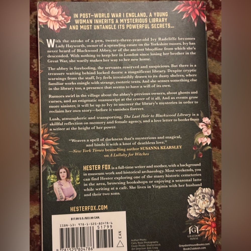 The Last Heir to Blackwood Library by Hester Fox - Picture 3 of 4